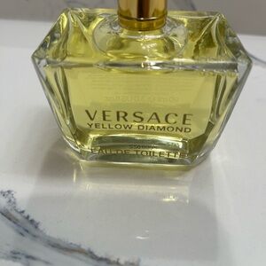 Almost new-Versace Yellow Diamond Fragrance EDT